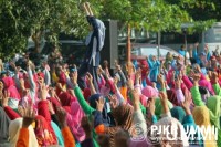Didepan Ribuan Warga Jogjakarta : Dosen dan Mahasiswa UMMI Perkenalkan Senam Bugar Muhammadiyah
